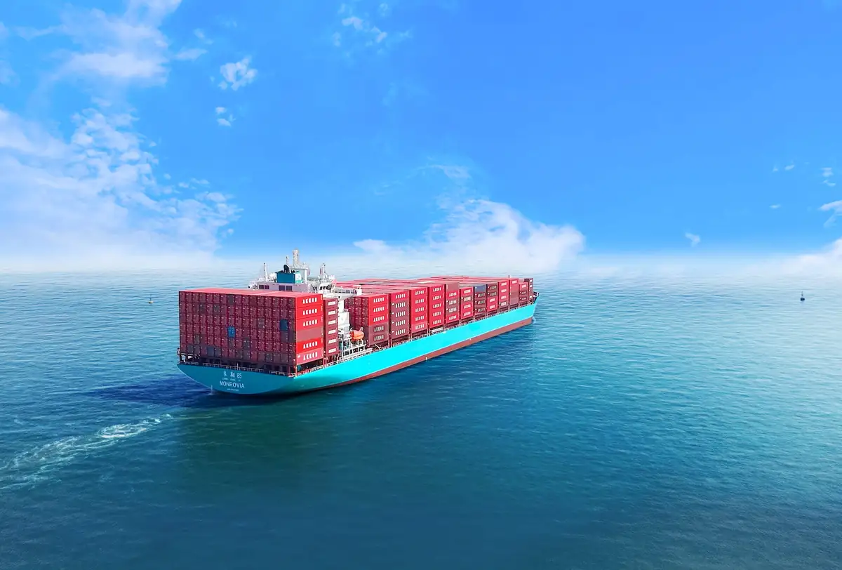 Container vessel and break-bulk cargo at port